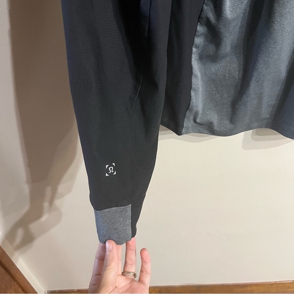 Lululemon Capacity Jacket - Picture 7 of 7